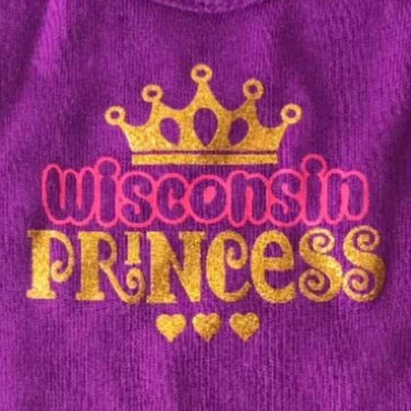 Bundle of 3 Infant Bodysuits for the Wisconsin Fan - Picture 10 of 16